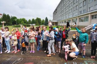 Отримано призи від "Дитячої місії. Україна"