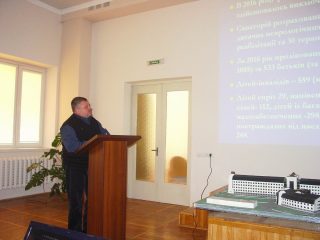 О. Лопатін