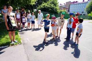 Заходи з безпеки дорожнього руху для маленьких пацієнтів