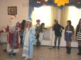 Новорічні і Різдвяні розваги для маленьких пацієнтів ВОДТМО