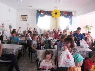 Подарунки вручено Подарунки вручено