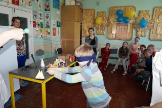 Дитячі забави у лікарні Дитячі забави у лікарні