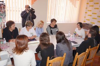 Прес-конференція з приводу передачі шейкера Прес-конференція з приводу передачі шейкера