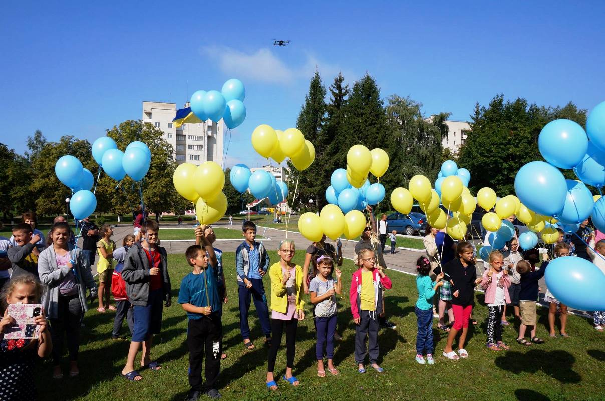 Флешмоб у Волинській обласній дитячій клінічній лікарні