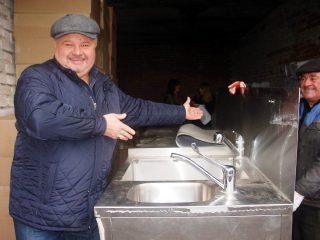 Благодійна допомога Ріти Лімрот Благодійна допомога Ріти Лімрот