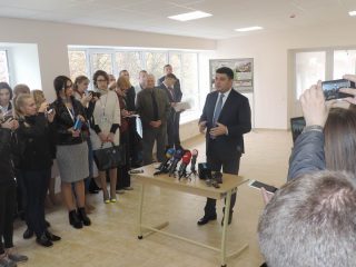 Спілкування з журналістами Спілкування з журналістами