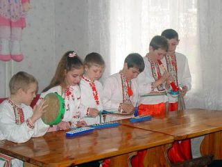Музичний ринг "Я люблю українську пісню" в санаторії для дітей з батьками "Дачний"