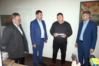 Зліва направо: Михайло Півнюк, Григорій Недопад, Сергій Ляшенко, Вячеслав Рубльов Зліва направо: Михайло Півнюк, Григорій Недопад, Сергій Ляшенко, Вячеслав Рубльов