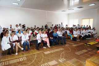 Удосконалюємо практичні навики по невідкладній допомозі Удосконалюємо практичні навики по невідкладній допомозі