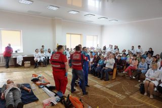 Удосконалюємо практичні навики по невідкладній допомозі Удосконалюємо практичні навики по невідкладній допомозі