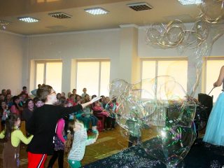 Шоу мильних бульбашок Шоу мильних бульбашок