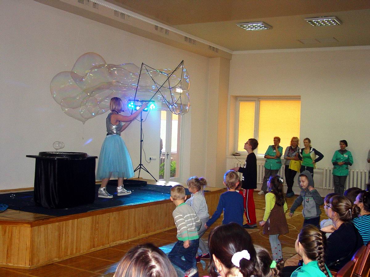 Шоу мильних бульбашок