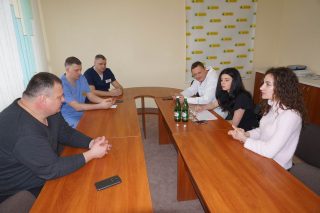 Почуйте всі! Почуйте всі!