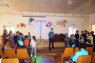 Святкова розвага Святкова розвага