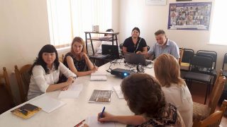 Під час тренінгу у ВОДТМО Під час тренінгу у ВОДТМО