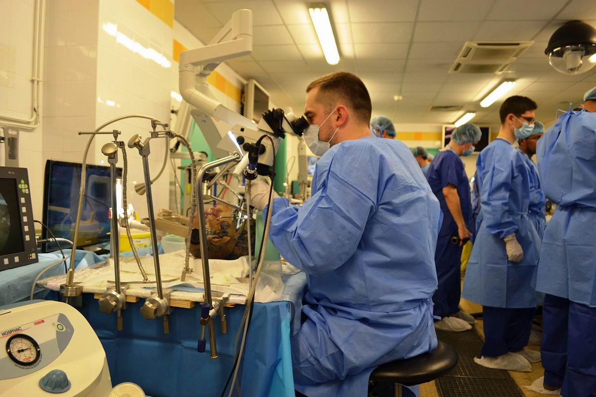 Участь дитячого нейрохірурга в міжнародних курсах