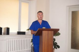 В. Набухотний
