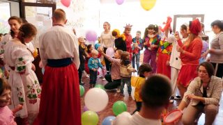 Волонтери Ківерцівського медичного коледжу в санаторії для дітей з батьками «Дачний» Волонтери Ківерцівського медичного коледжу в санаторії для дітей з батьками «Дачний»