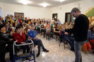 Виступає Арсен Мірзоян