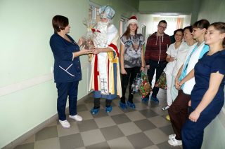 Вітання медичних працівників у відділенні анстезіології Вітання медичних працівників у відділенні анстезіології