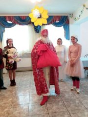 Свято Миколая у санаторії для дітей з батьками “Дачний”