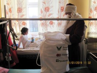 Приватбанк в гостях у хворих дітей Приватбанк в гостях у хворих дітей