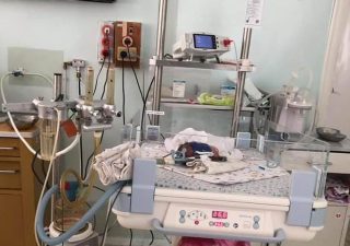 Благодійна допомога найменшим