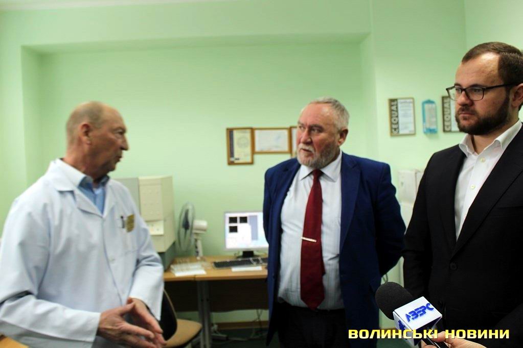 Представники влади м. Луцька в гостях у Волинській обласні дитячій клінічній лікарні