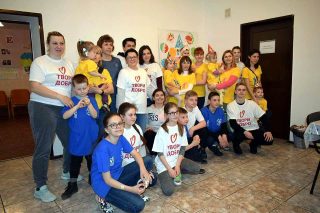 Волонтери “Volunteer Community” общини прогресивного іудаїзму у санаторії для дітей з батьками “Дачний”
