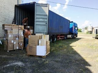 Благодійний фонд «Серце в долонях» отримав черговий гуманітарний вантаж із США