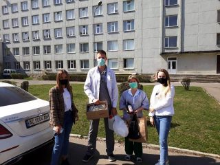 Благодійники допомагають закладу в час пандемії COVID-19