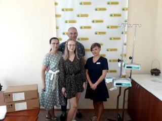 Допомога благодійників